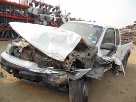 2004 Toyota Tacoma SR5 White Xtra Cab 2.7L AT 2WD #Z21562